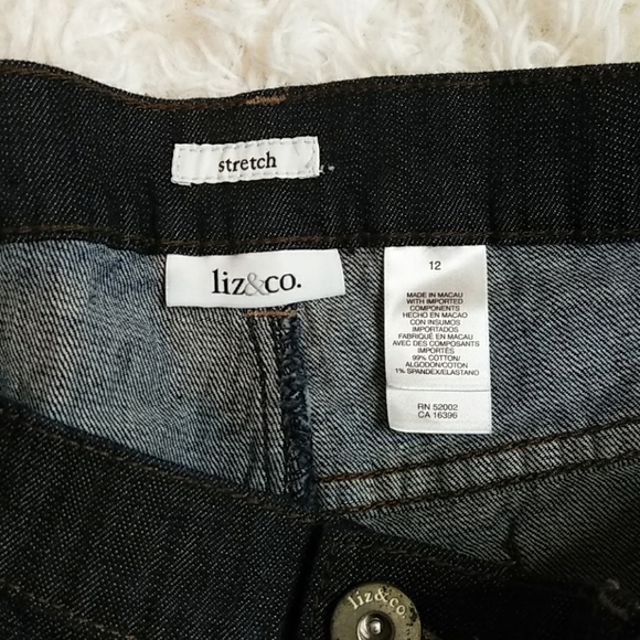 Liz & Co. Jeans with Pocket Zipper Detailing 12 - Picture 4 of 9